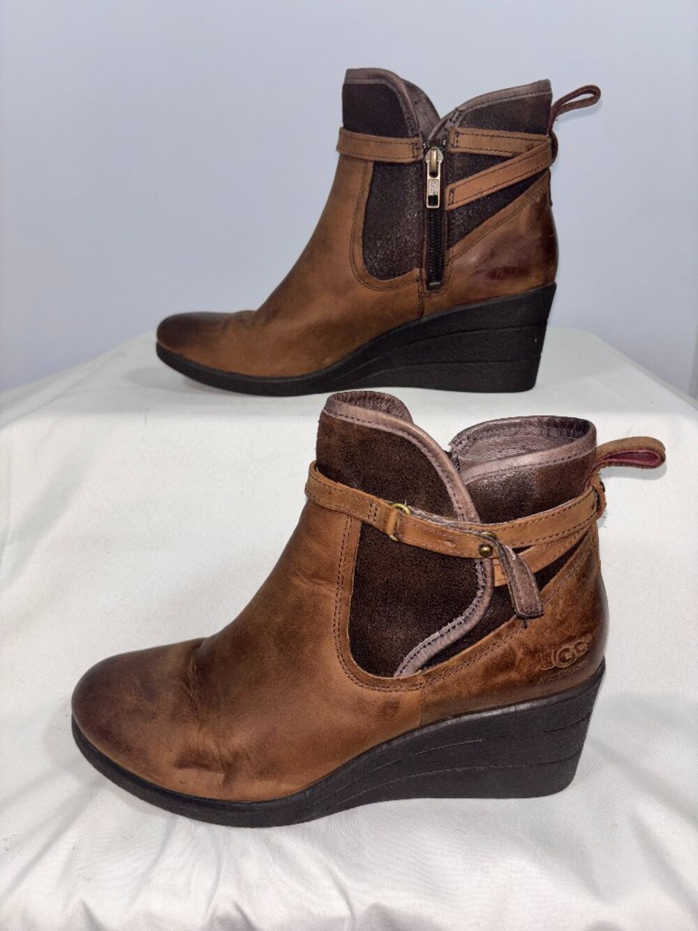 UGG Emalie Waterproof Leather Wedge Ankle Boots Brown Size 8